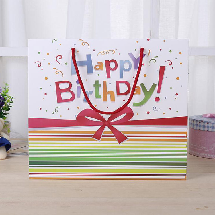 紙製ギフトバッグはどのようにしてあなたのブランドとギフト体験を向上させることができますか?